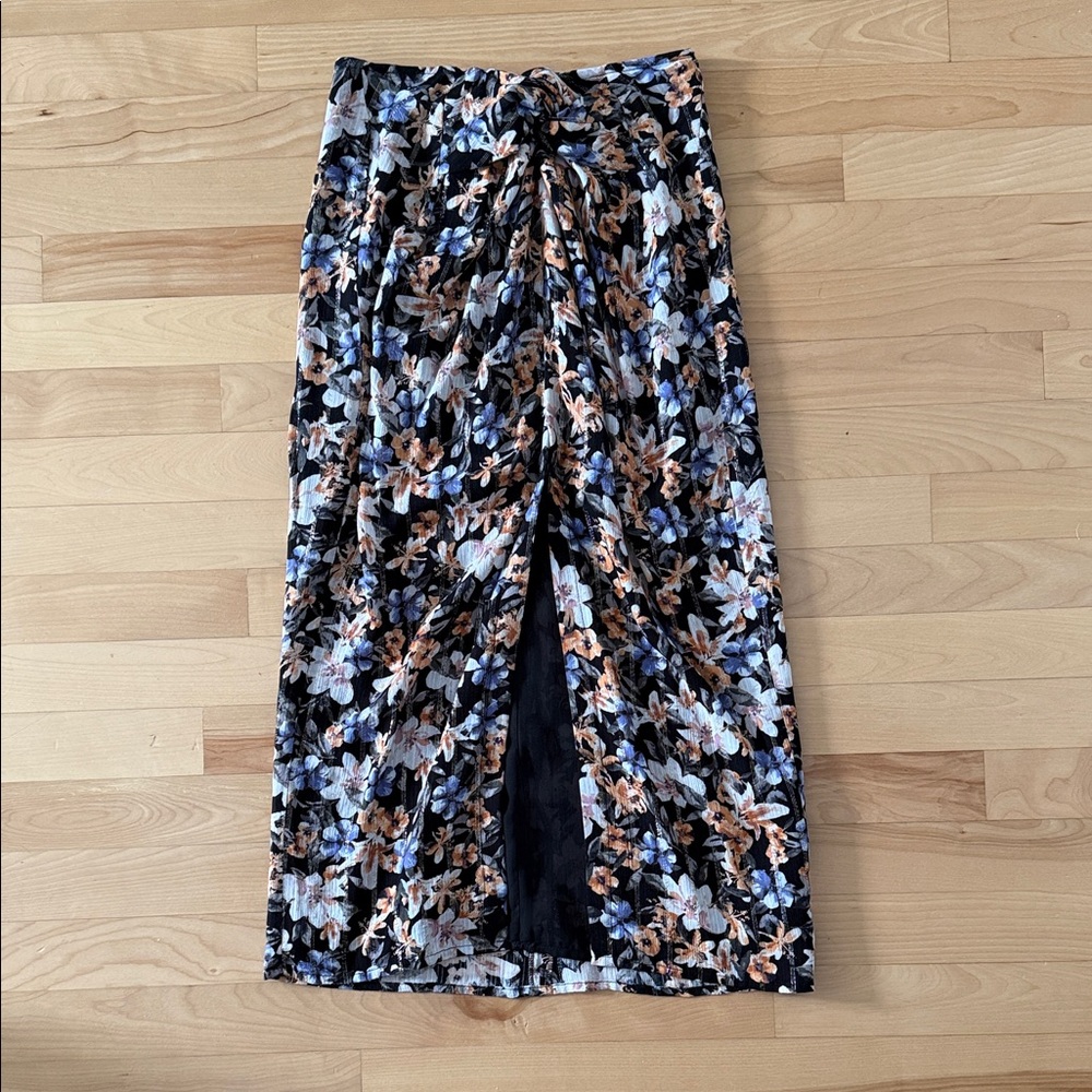 Floral Print Midi skirt